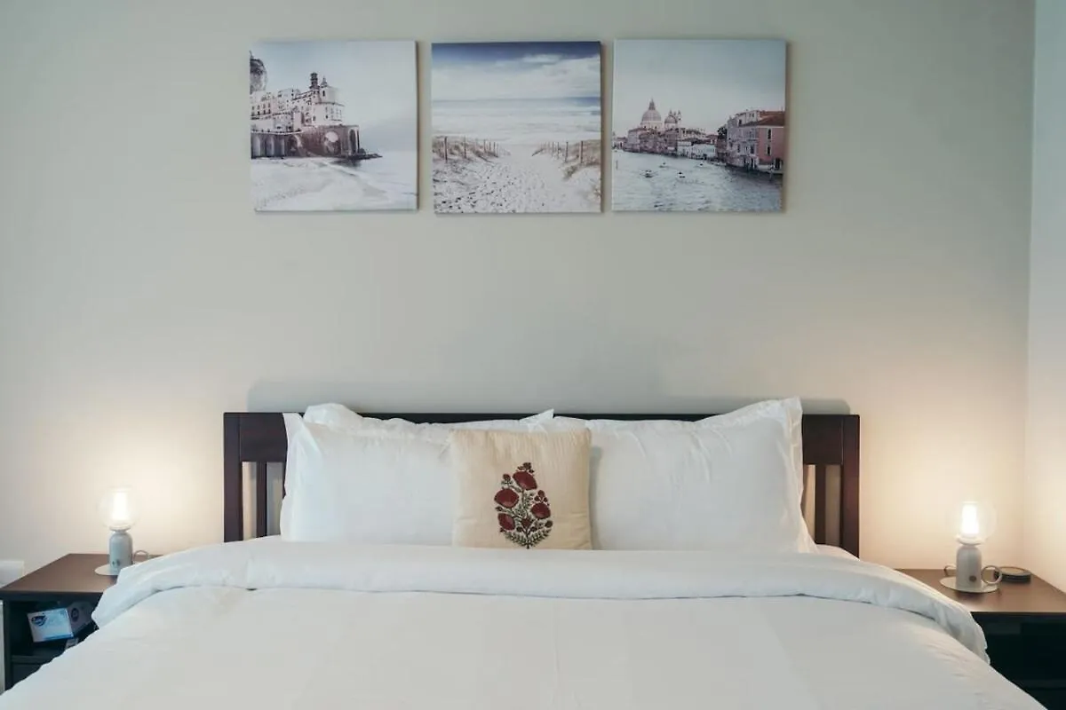 Zylo 3Bhk Burj Vista Iconic Burj Khalifa View Apartment Dubai
